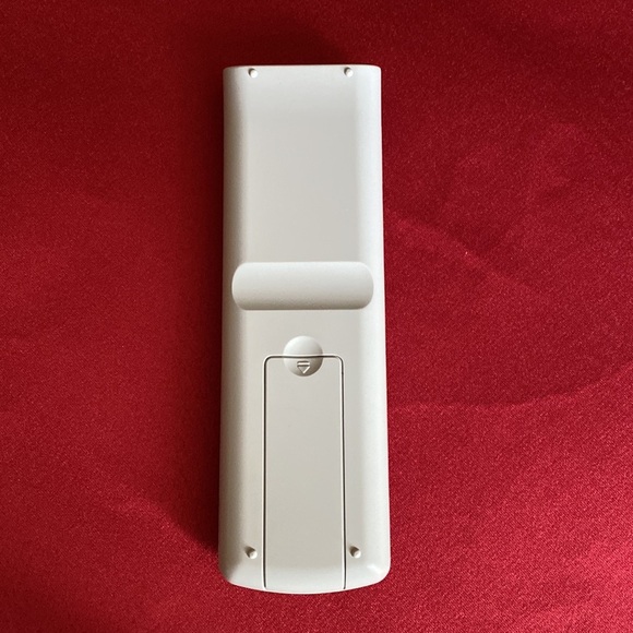 Samsung OEM DVD Remote Control for DVDR120 DVDR121 (00012H)​ - Picture 2 of 6